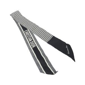 Christian Dior 30 Montaigne Silk Scarf